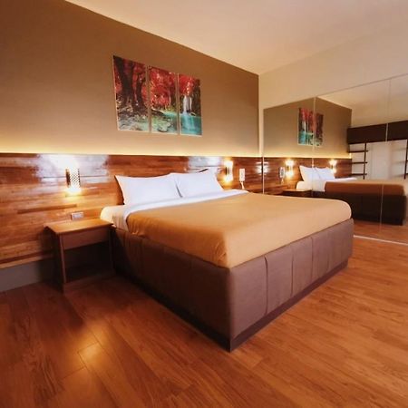 The Rosario Boutique Hotel Liloan Екстериор снимка